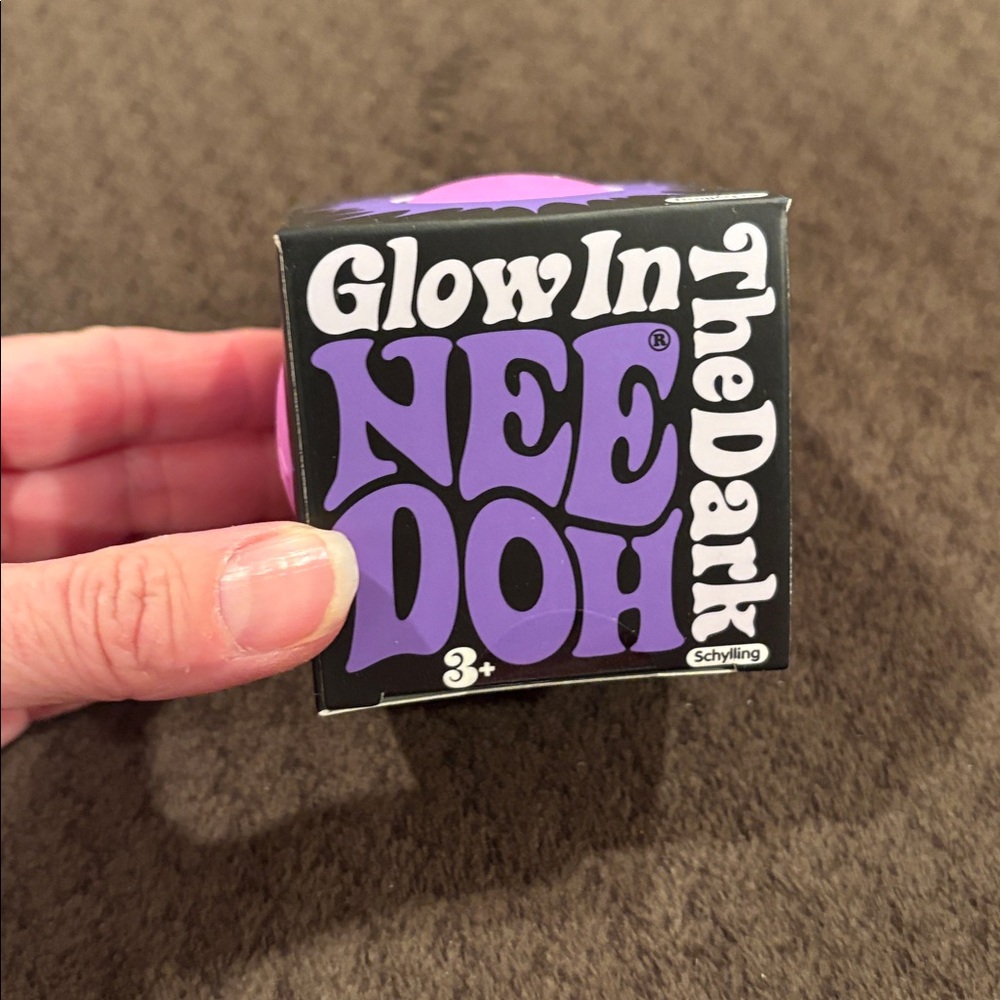 NeeDoh 2 Glow In The Dark Purple Set - Picture 5 of 7